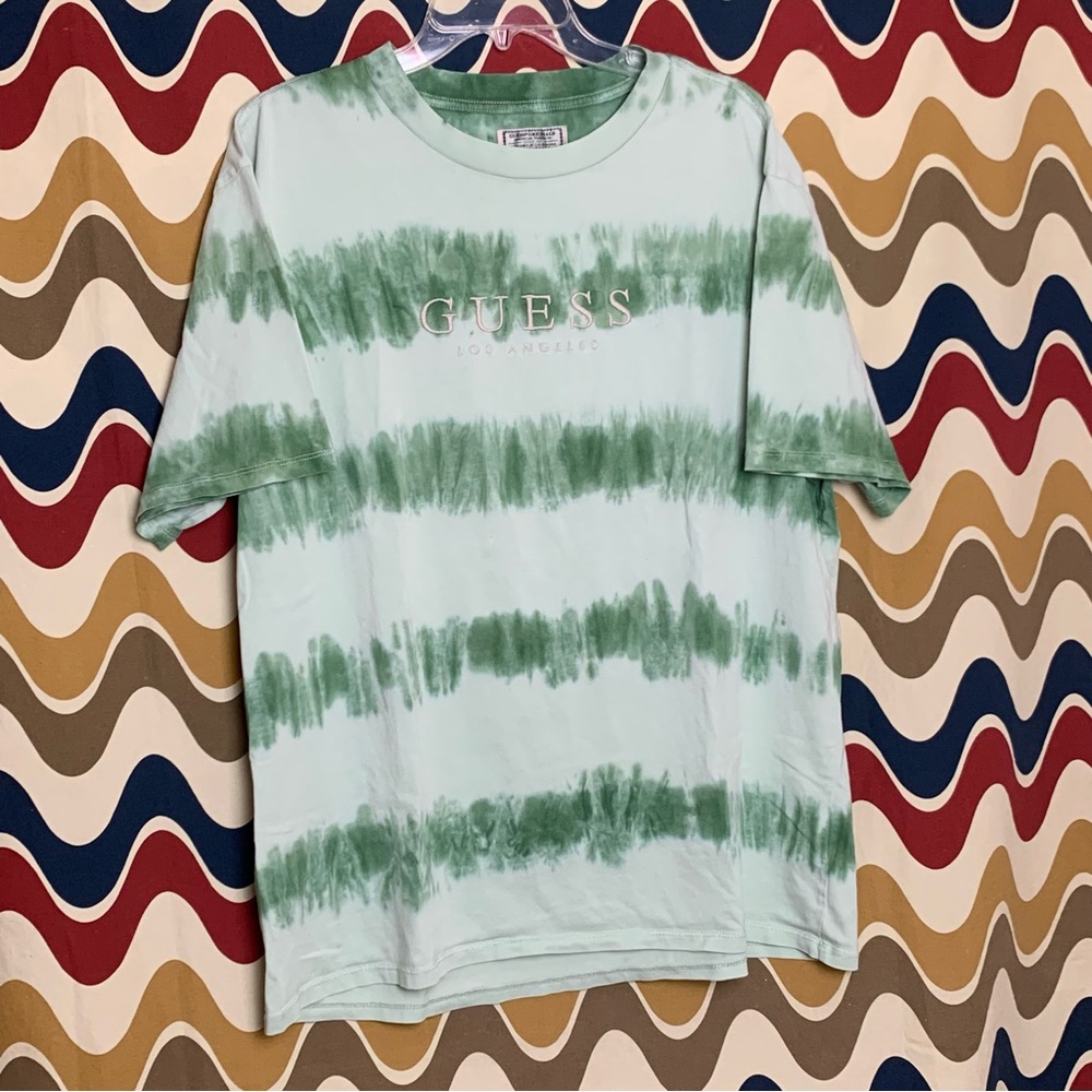 Guess Classic Logo Tye Dye Shirt size large GUC